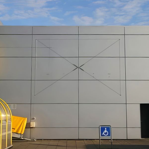 SpiderSystems wireføring og betjeningsboks vist uden banner