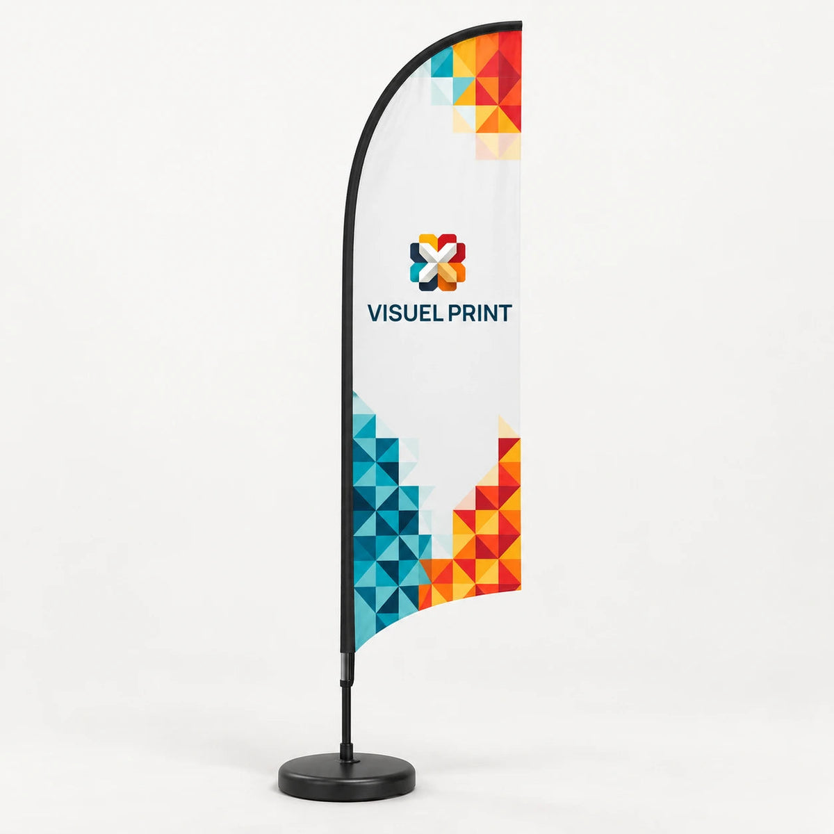 Et Feather beachflag med Visuel Print-mosaik.